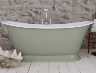 Cast Iron Baths -The ''Galleon''